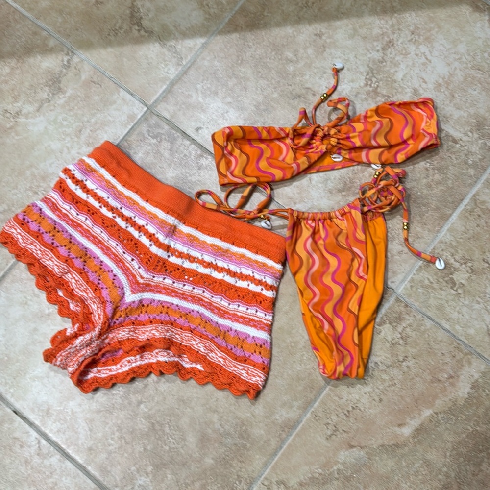 Pacsun swim suit, size S, like new condition.